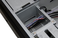 HDD�d���R�l�N�^�ނ̃P�[�u���}�l�[�W�����g