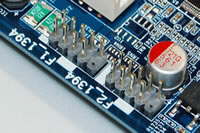 400Mb/�b�@IEEE1394a�C���^�t�F�[�X�Ή�