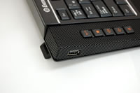 ���E��USB�n�u�|�[�g����
