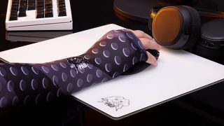 SkyPAD-ArmSleeve-6-320x180.jpg